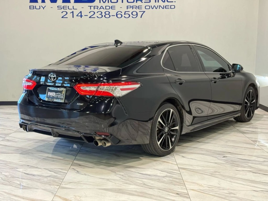 2020 Toyota Camry Image 6