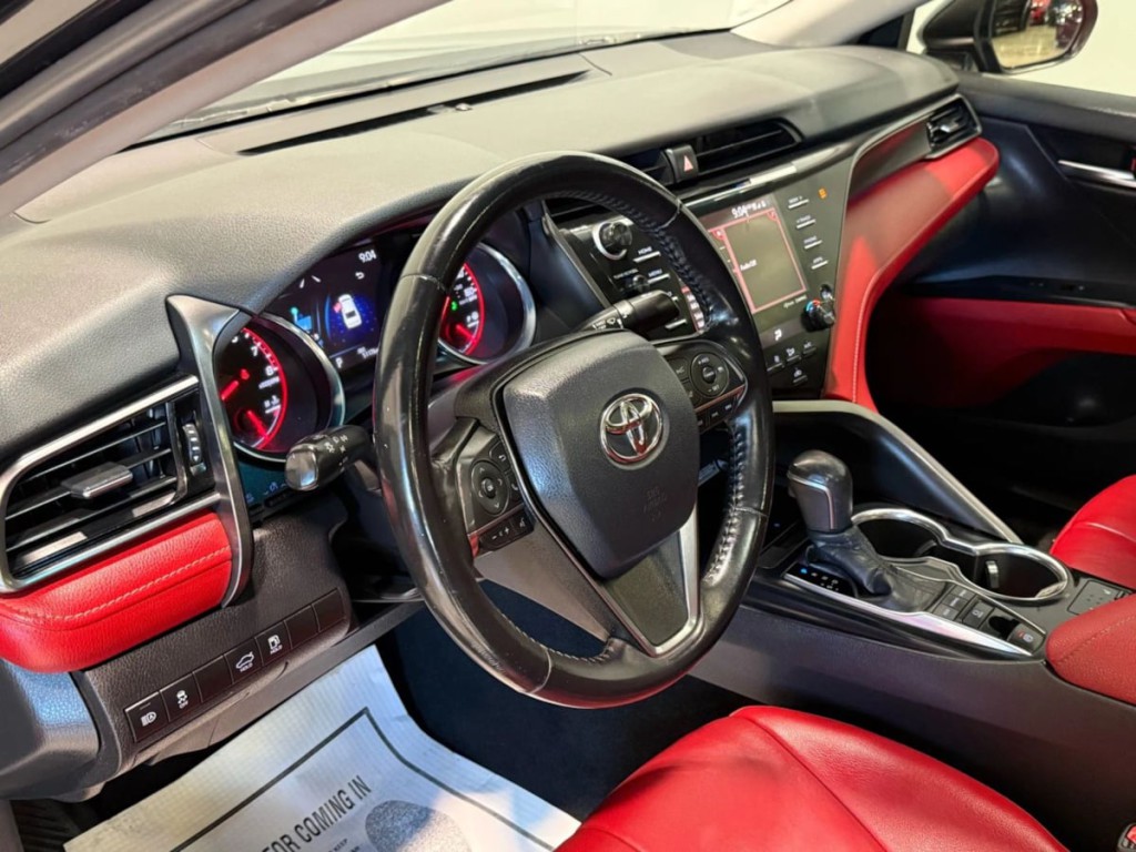 2020 Toyota Camry Image 13