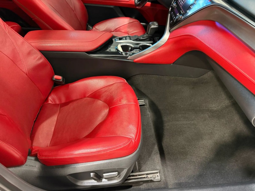 2020 Toyota Camry Image 28