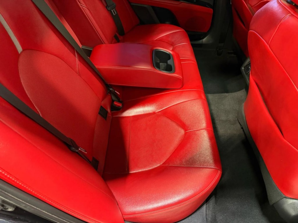 2020 Toyota Camry Image 30