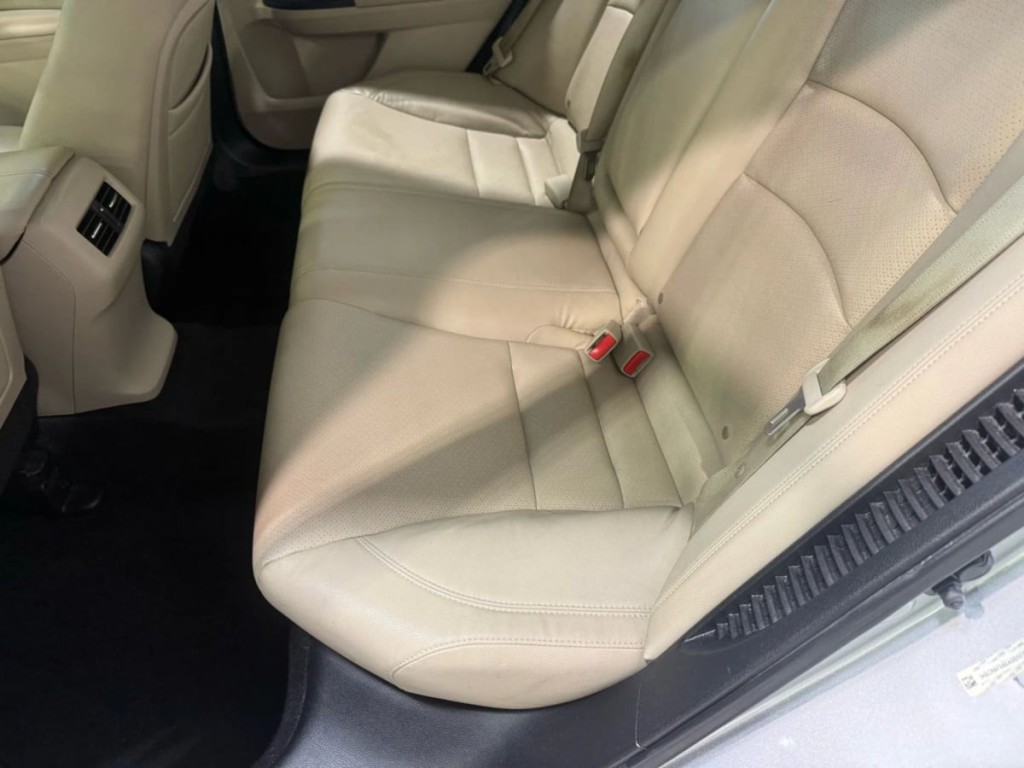 2014 Honda Accord Image 25