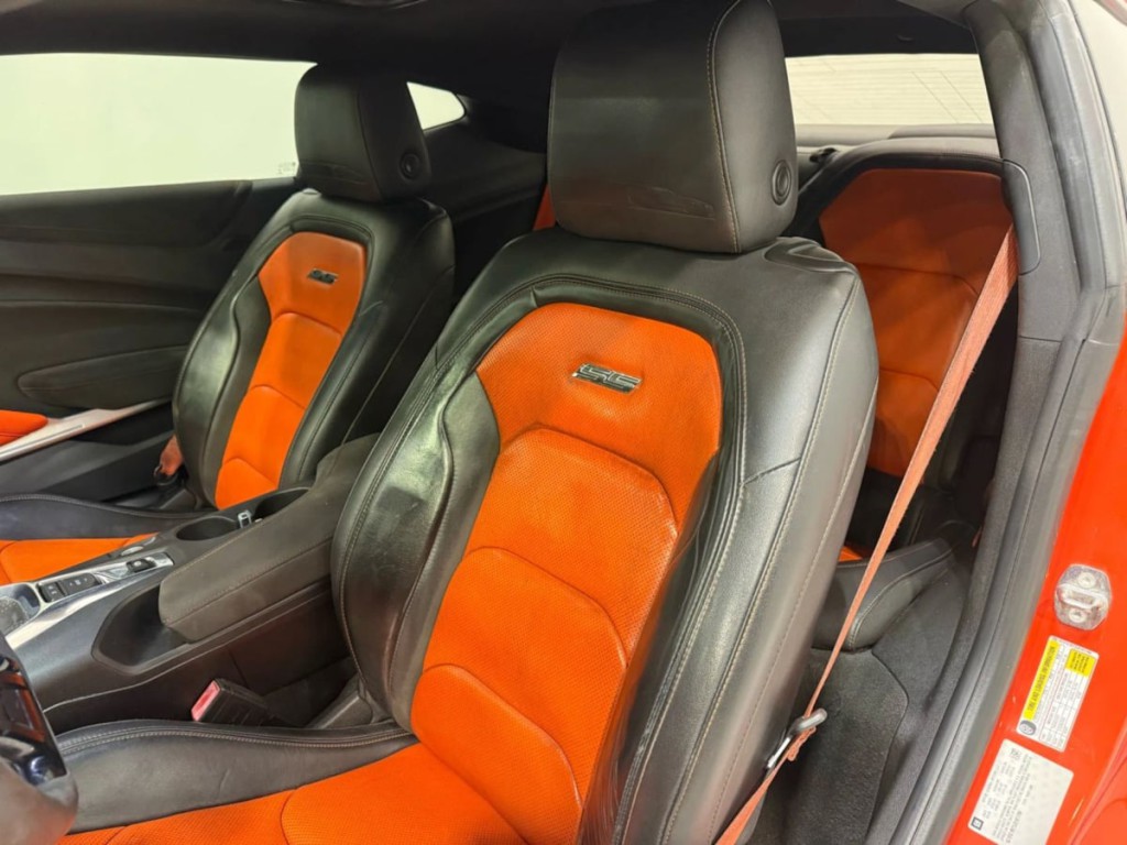 2018 Chevrolet Camaro Image 22