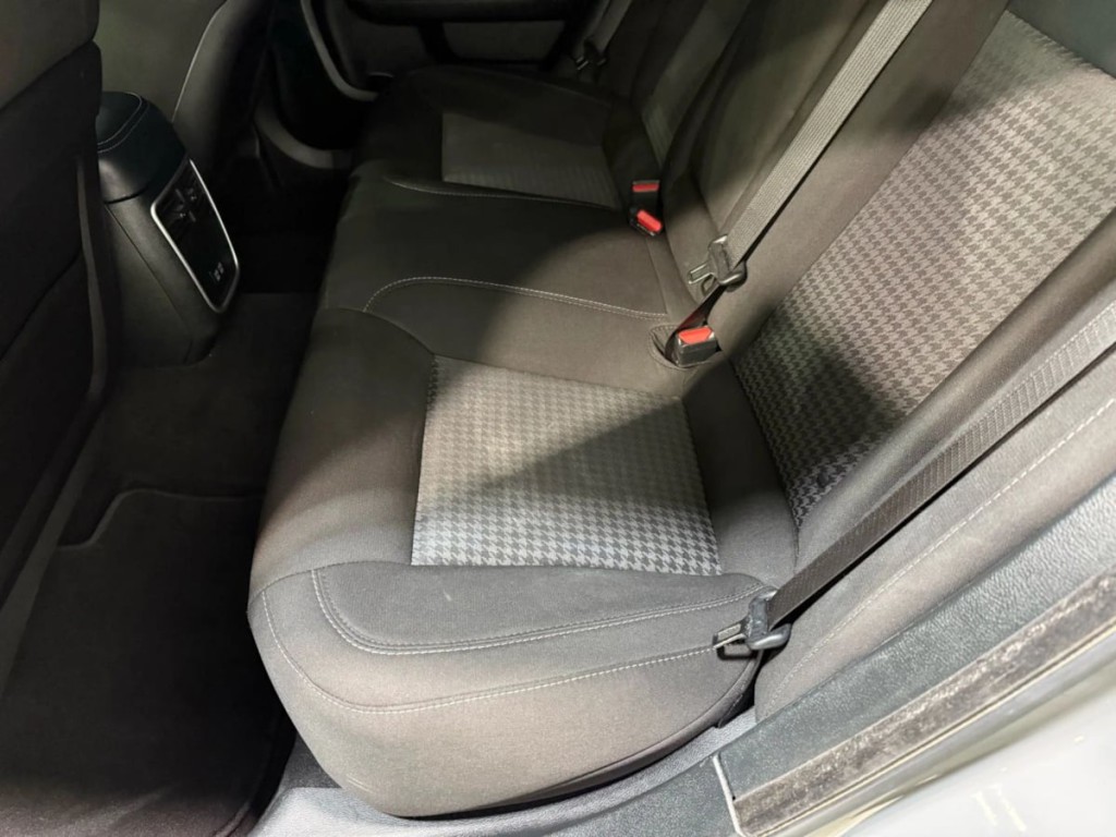 2023 Dodge Charger Image 24