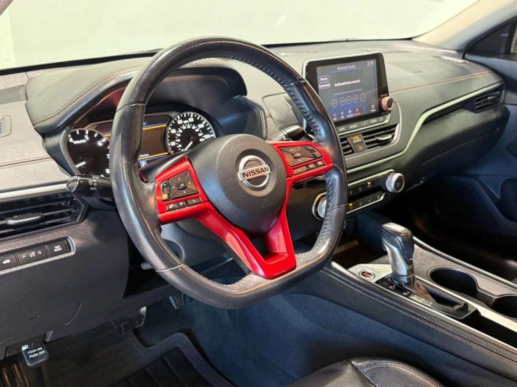 2020 Nissan Altima Image 12