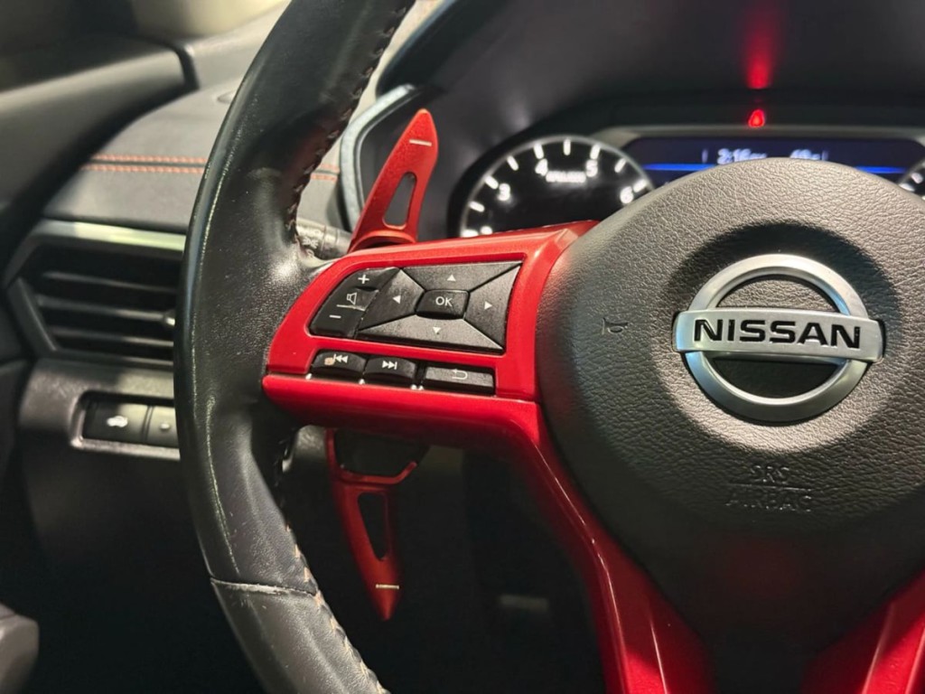 2020 Nissan Altima Image 15