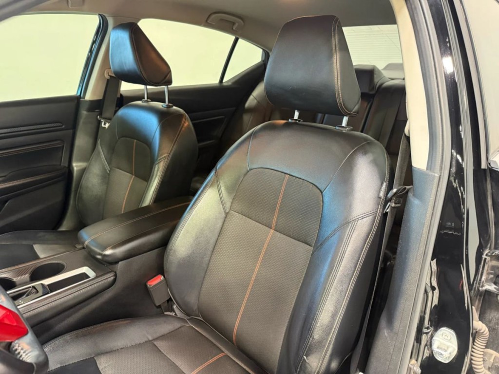 2020 Nissan Altima Image 22