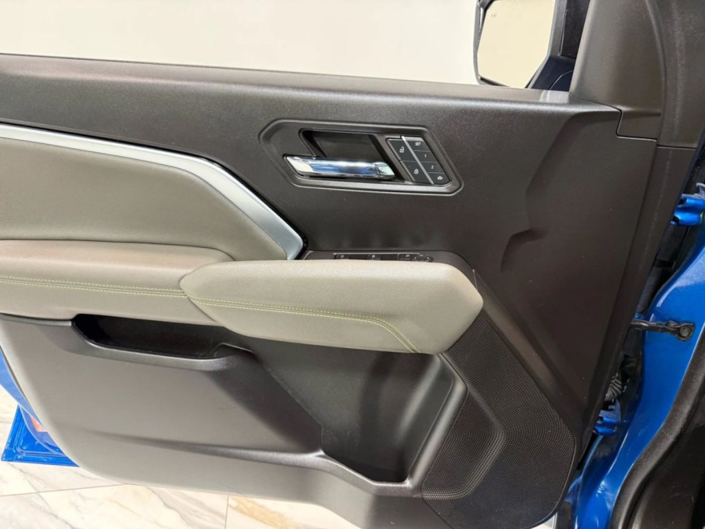 2023 Chevrolet Colorado Image 11