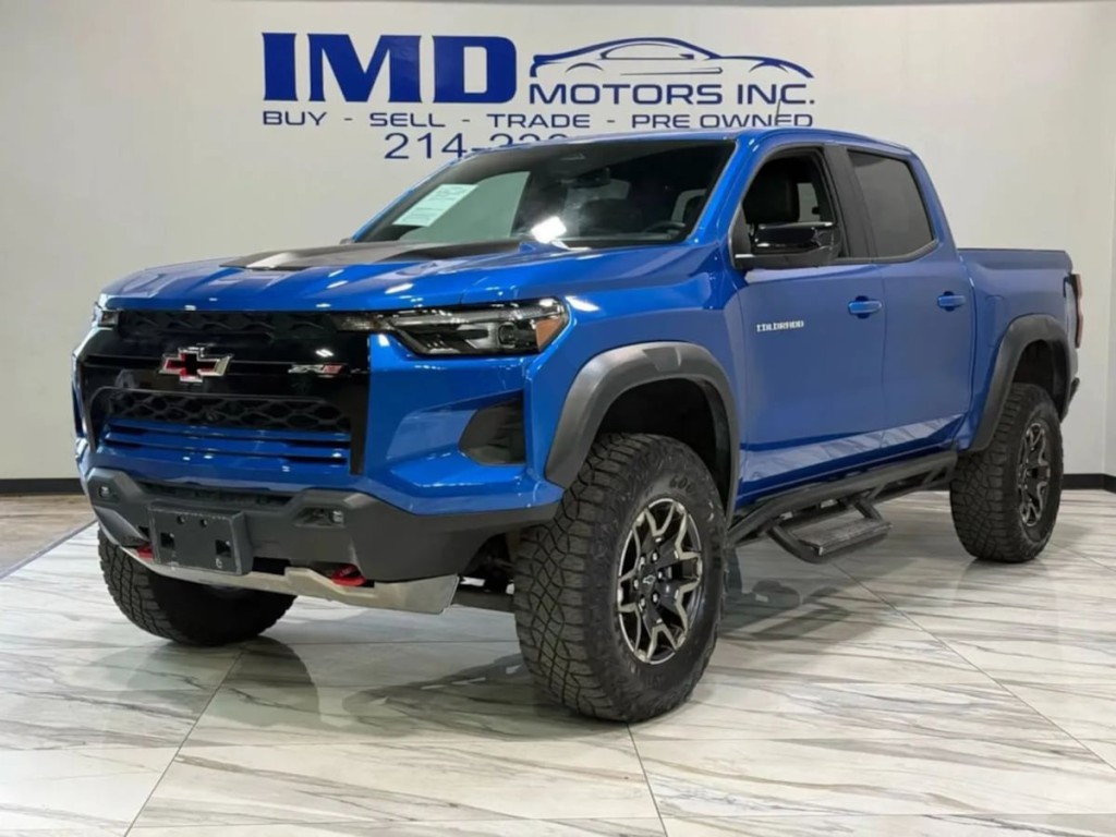 2023 Chevrolet Colorado Image 2