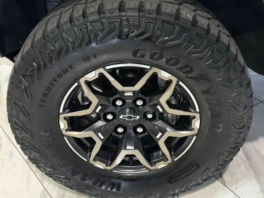 2023 Chevrolet Colorado Image 33