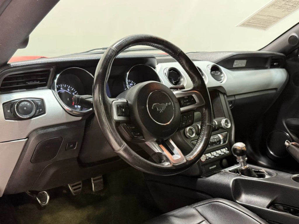 2016 Ford Mustang Image 12