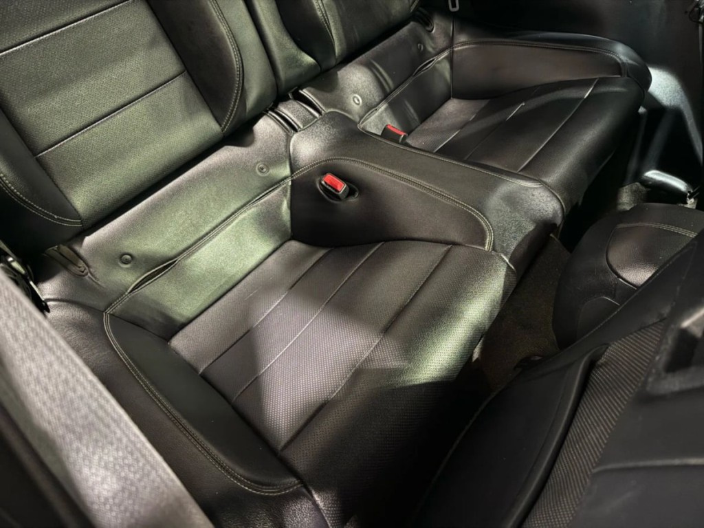 2016 Ford Mustang Image 28