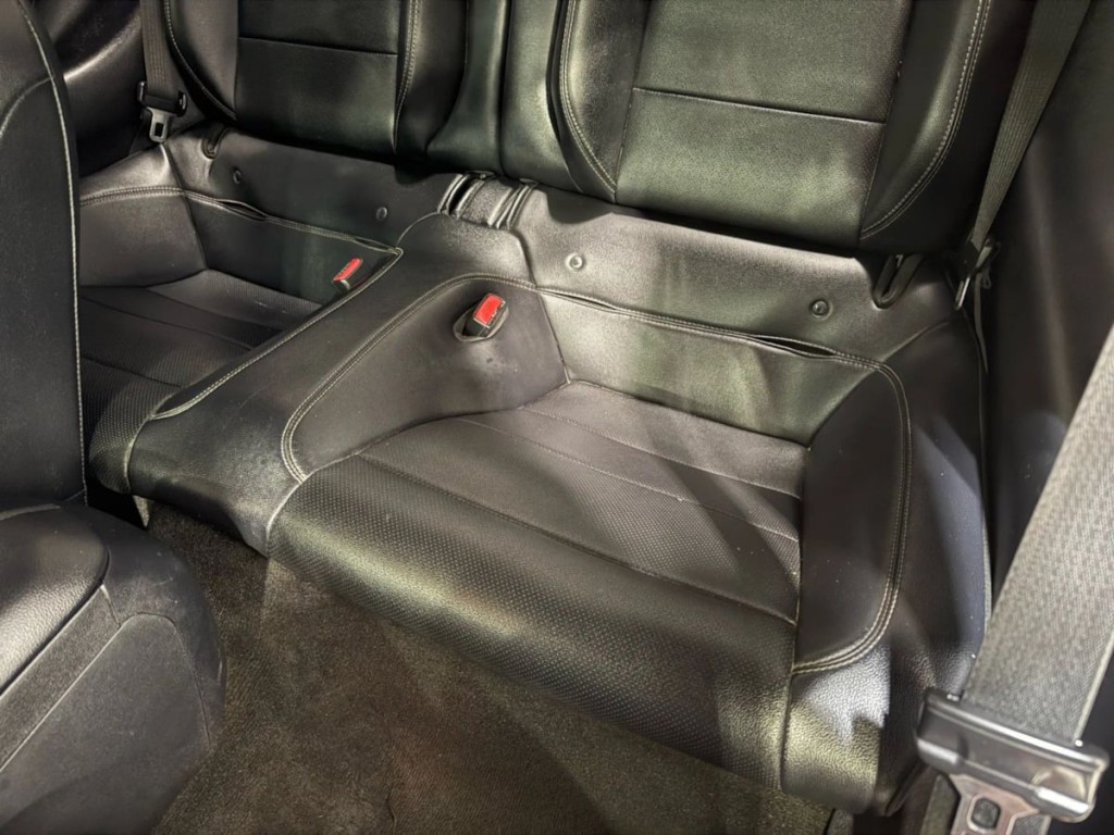 2016 Ford Mustang Image 24