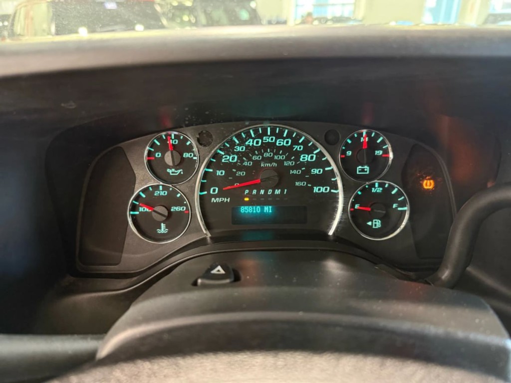 2015 Chevrolet Express Image 16