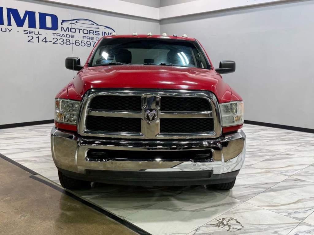 2018 RAM 3500 Image 2