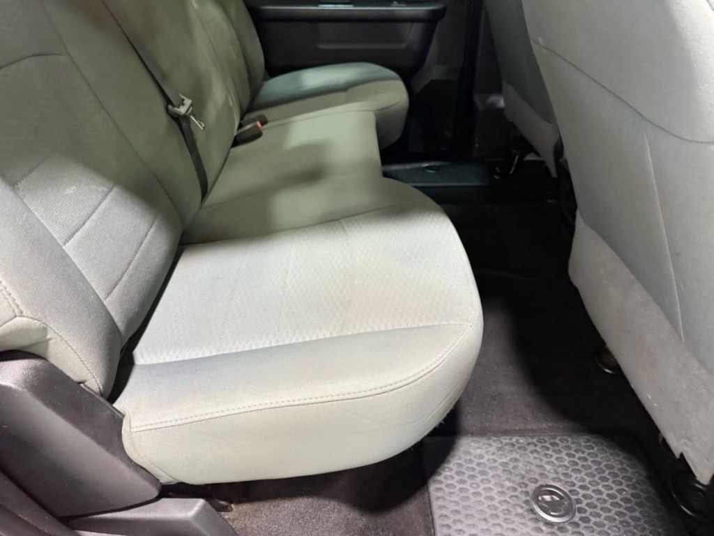 2018 RAM 3500 Image 25