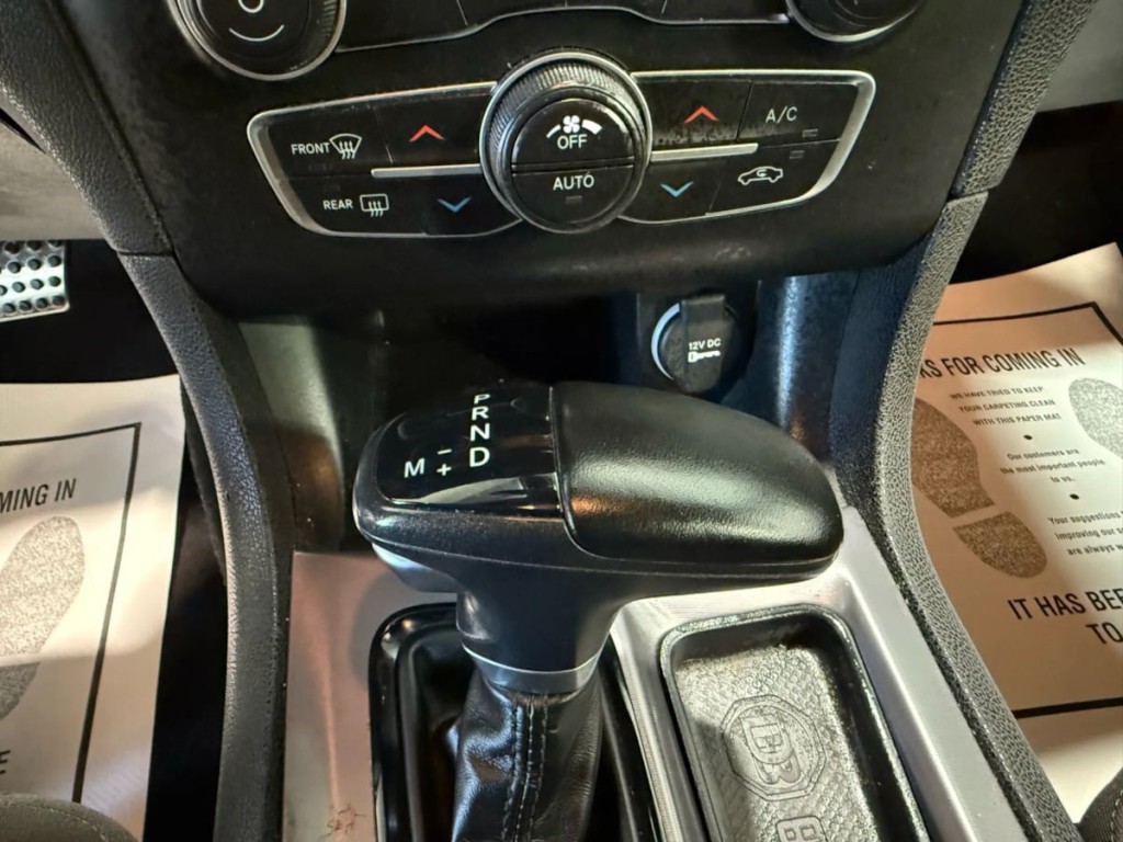 2021 Dodge Charger Image 19