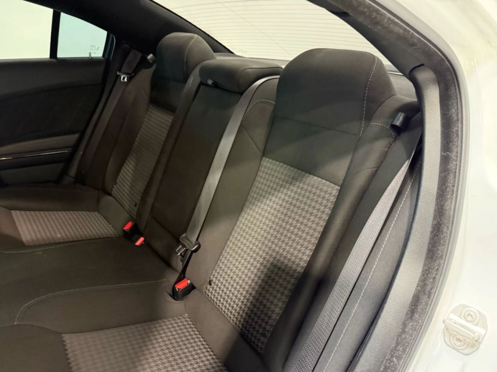 2021 Dodge Charger Image 23