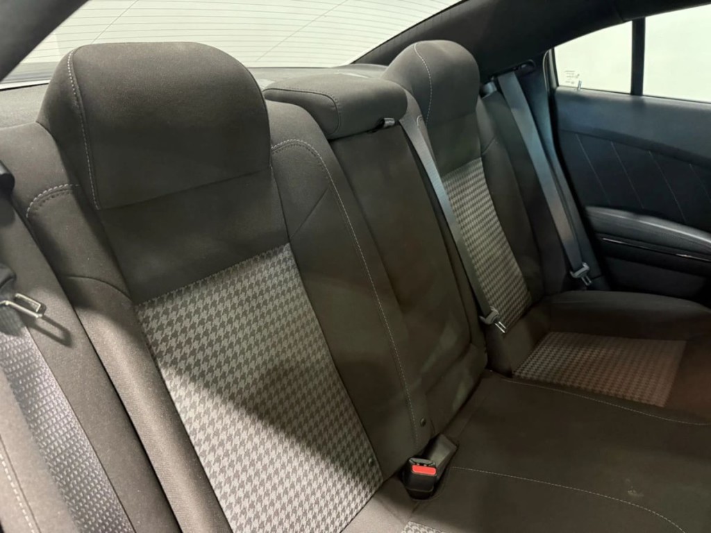2021 Dodge Charger Image 28