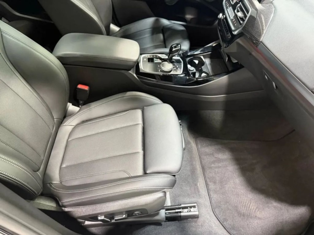 2024 BMW X3 Image 30