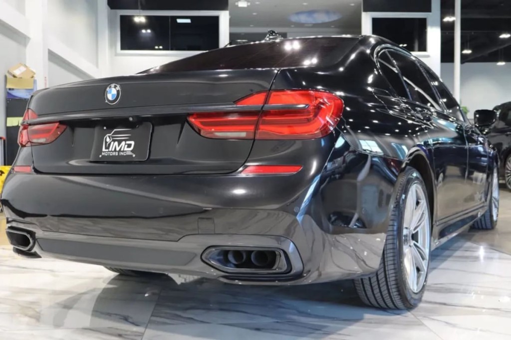 2016 BMW 7 Series Image 6