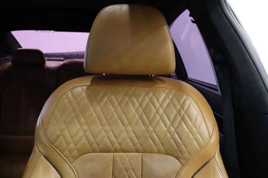 2016 BMW 7 Series Image 24