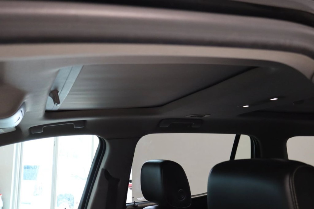 2018 GMC Acadia Image 16