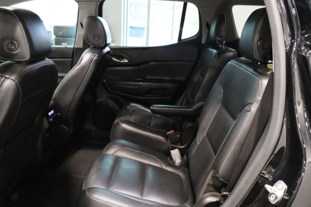 2018 GMC Acadia Image 39