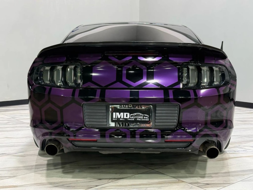 2013 Ford Mustang Image 6