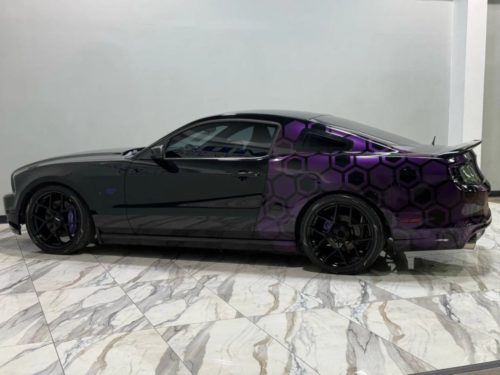 2013 Ford Mustang Image 8