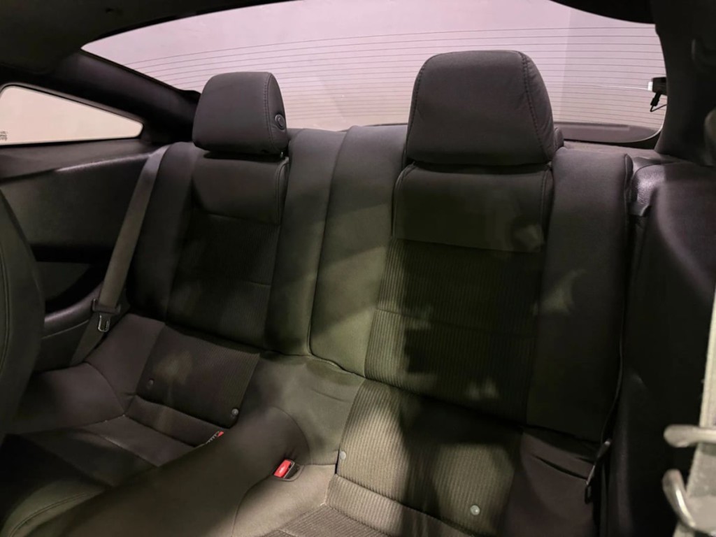 2013 Ford Mustang Image 11