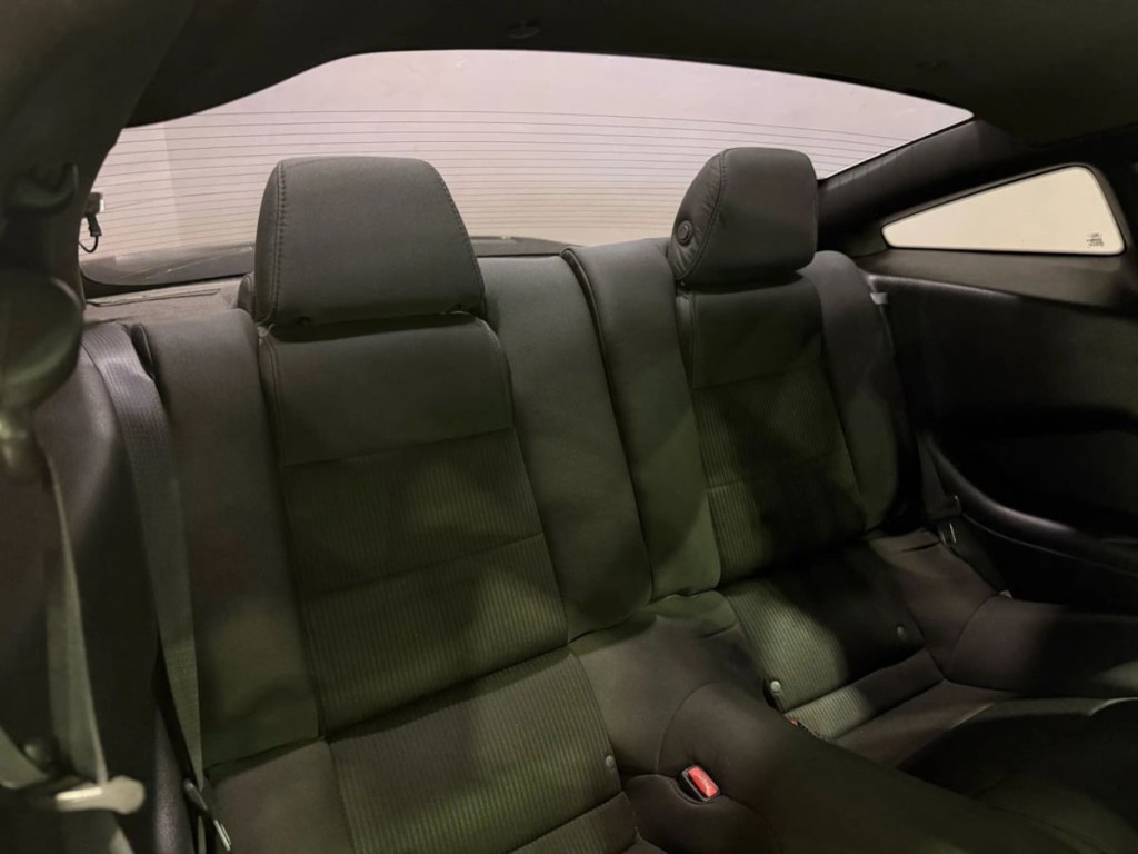 2013 Ford Mustang Image 15