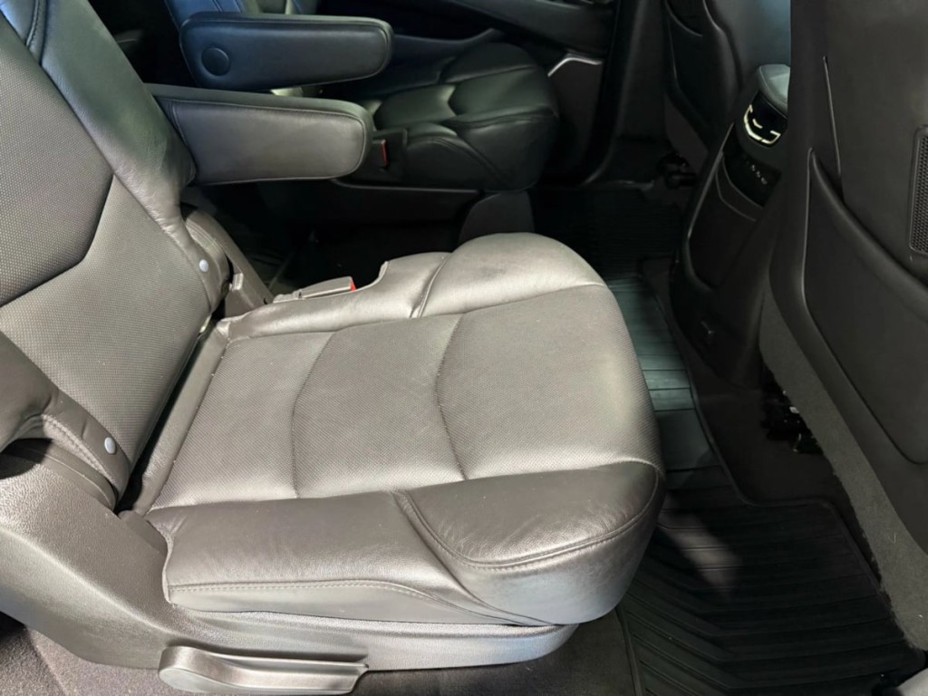 2019 Cadillac Escalade Image 33