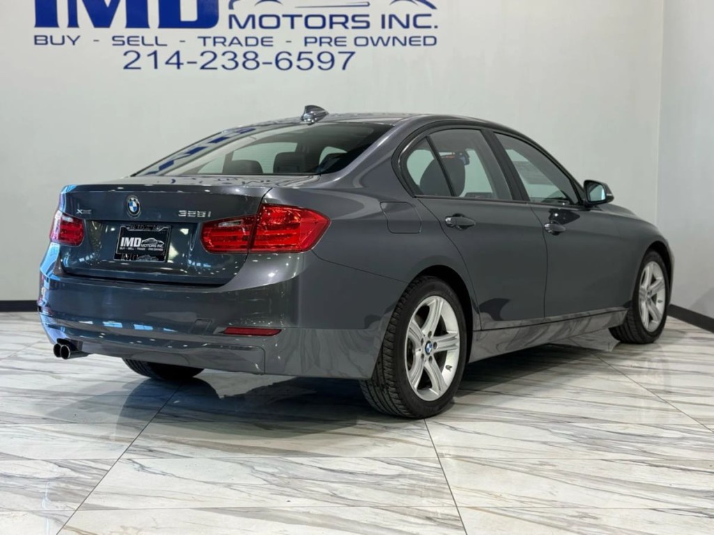 2015 BMW 3 Series Image 6