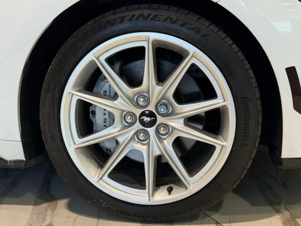 2024 Ford Mustang Image 25