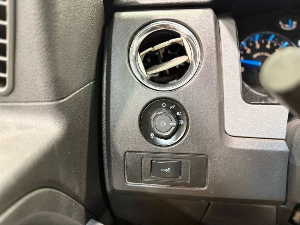 2014 Ford F-150 Image 13