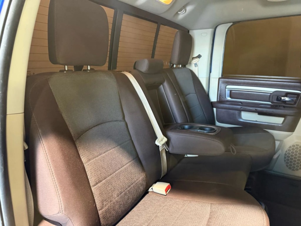 2018 RAM 2500 Image 17