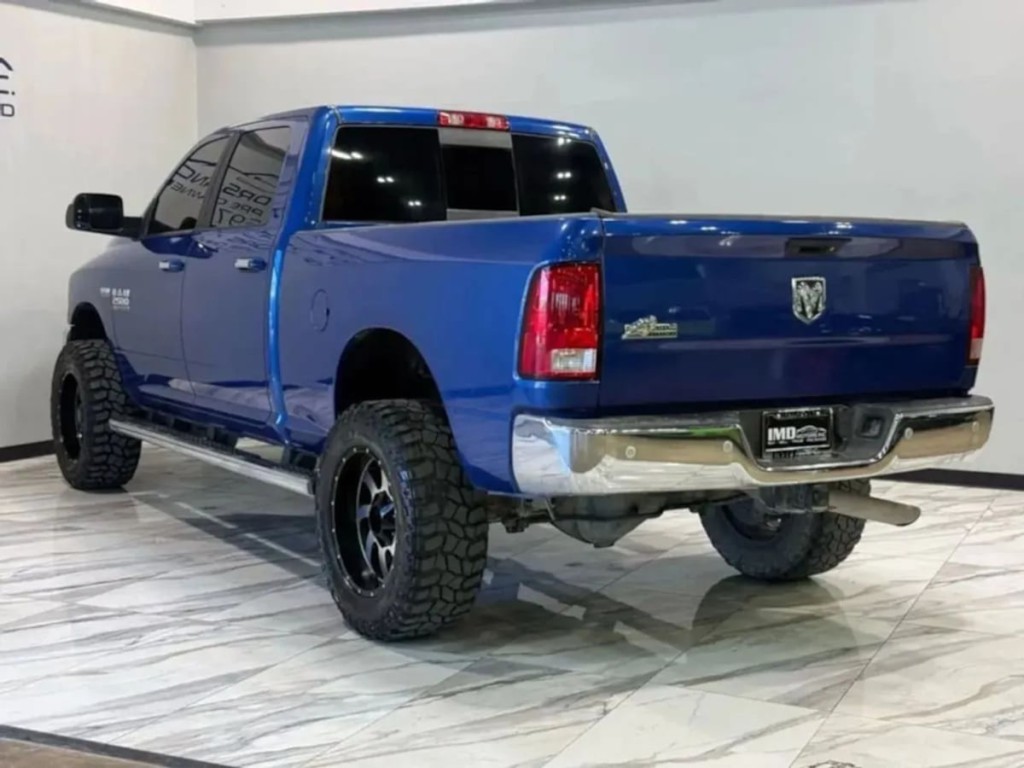 2018 RAM 2500 Image 8