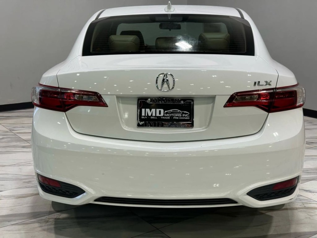2017 Acura ILX Image 7