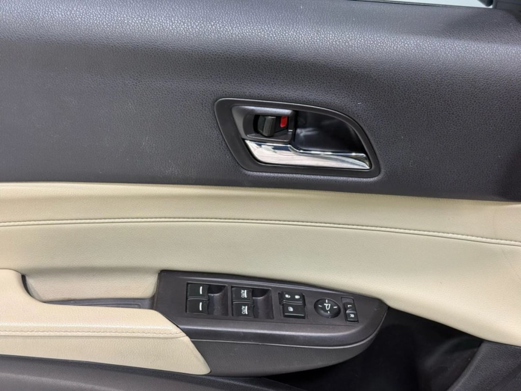 2017 Acura ILX Image 11