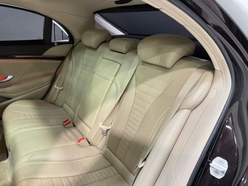 2016 Mercedes-Benz S-Class Image 24