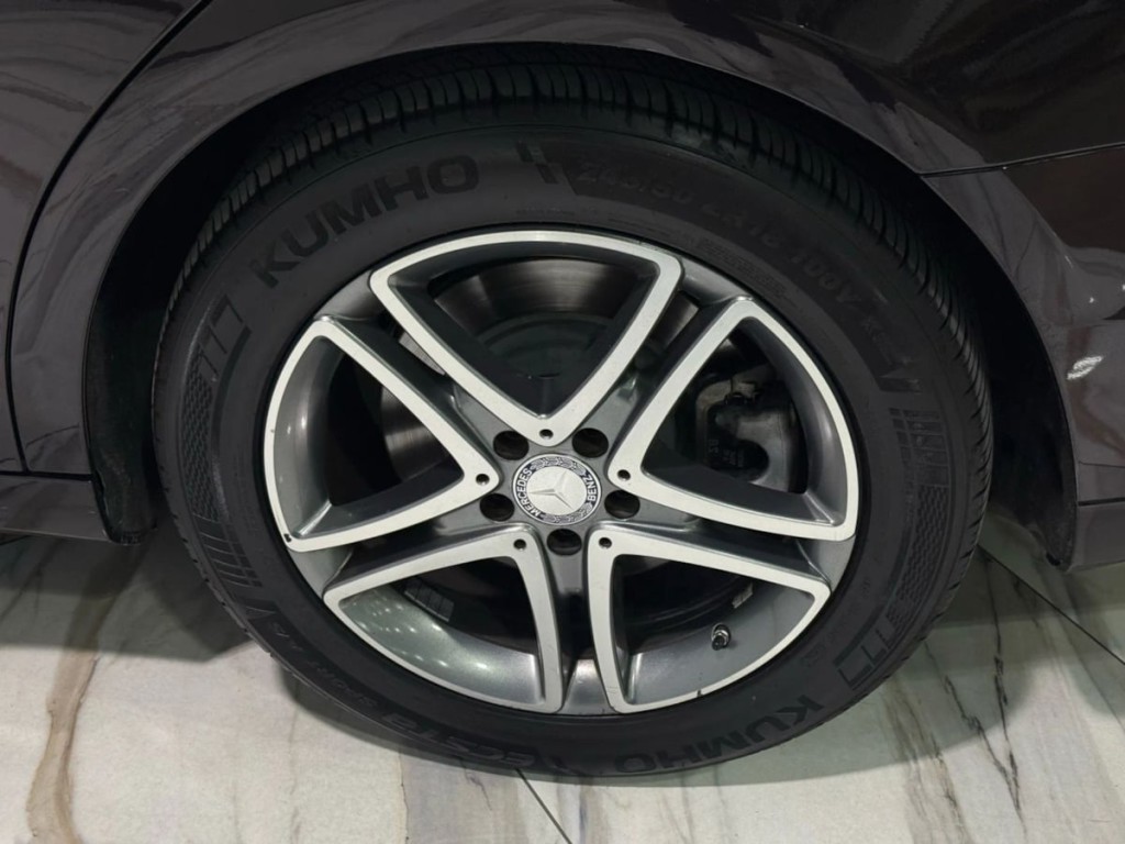 2016 Mercedes-Benz S-Class Image 31