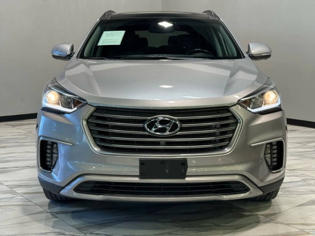 2019 Hyundai Santa Fe Image 3