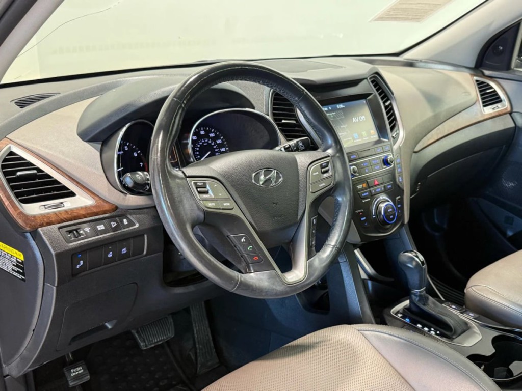 2019 Hyundai Santa Fe Image 14
