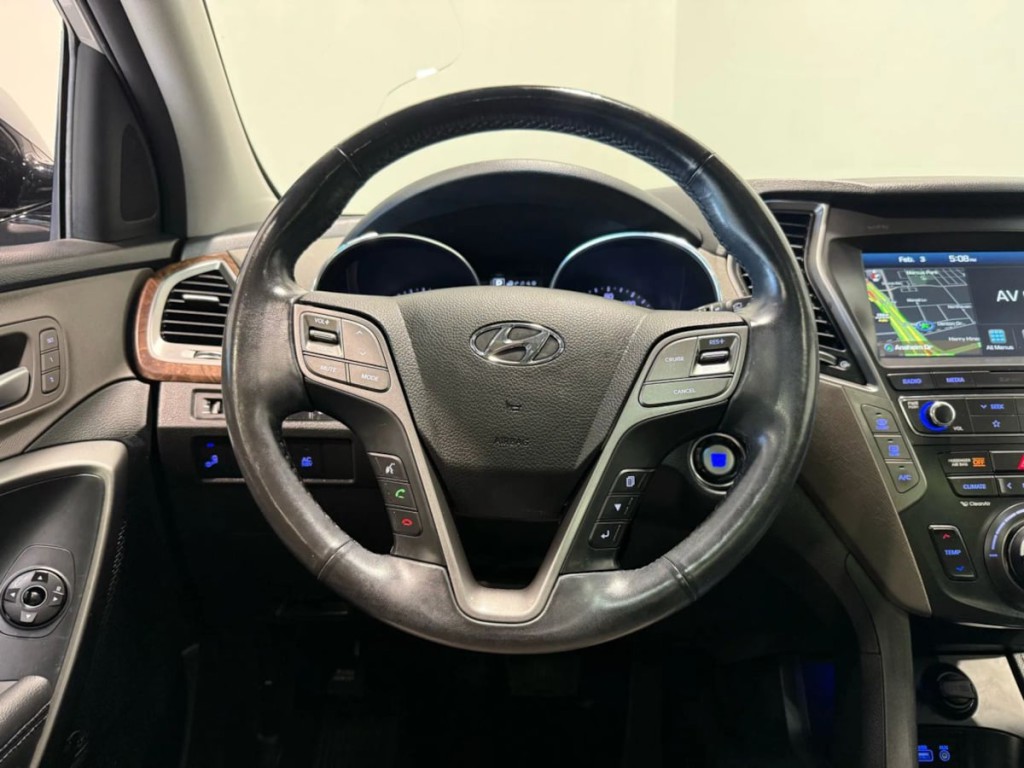 2019 Hyundai Santa Fe Image 16