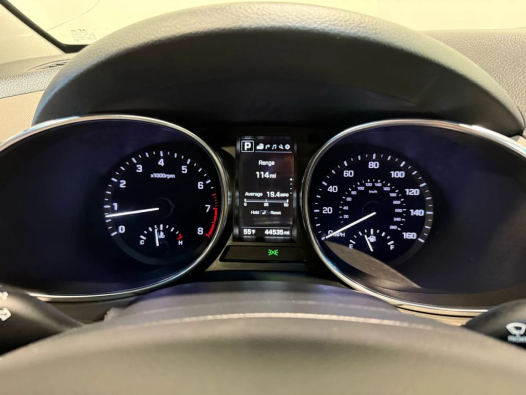2019 Hyundai Santa Fe Image 19
