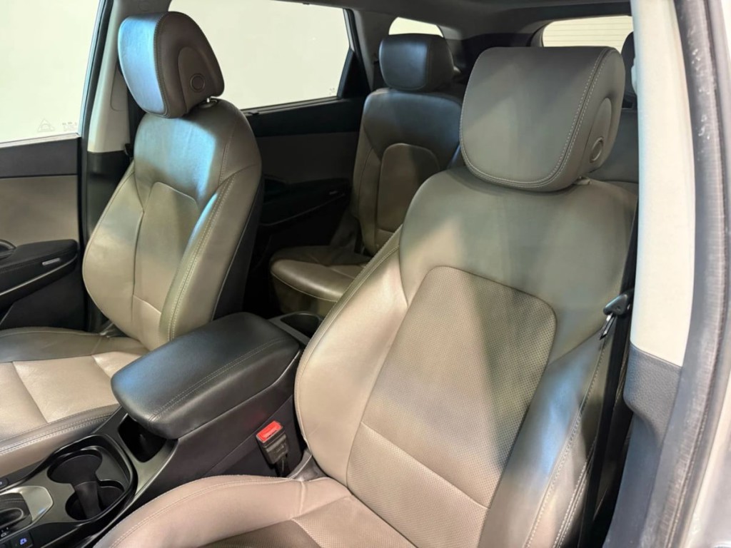 2019 Hyundai Santa Fe Image 24