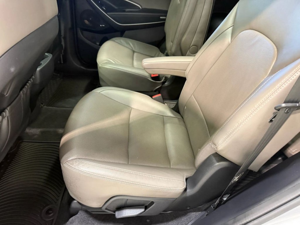 2019 Hyundai Santa Fe Image 27