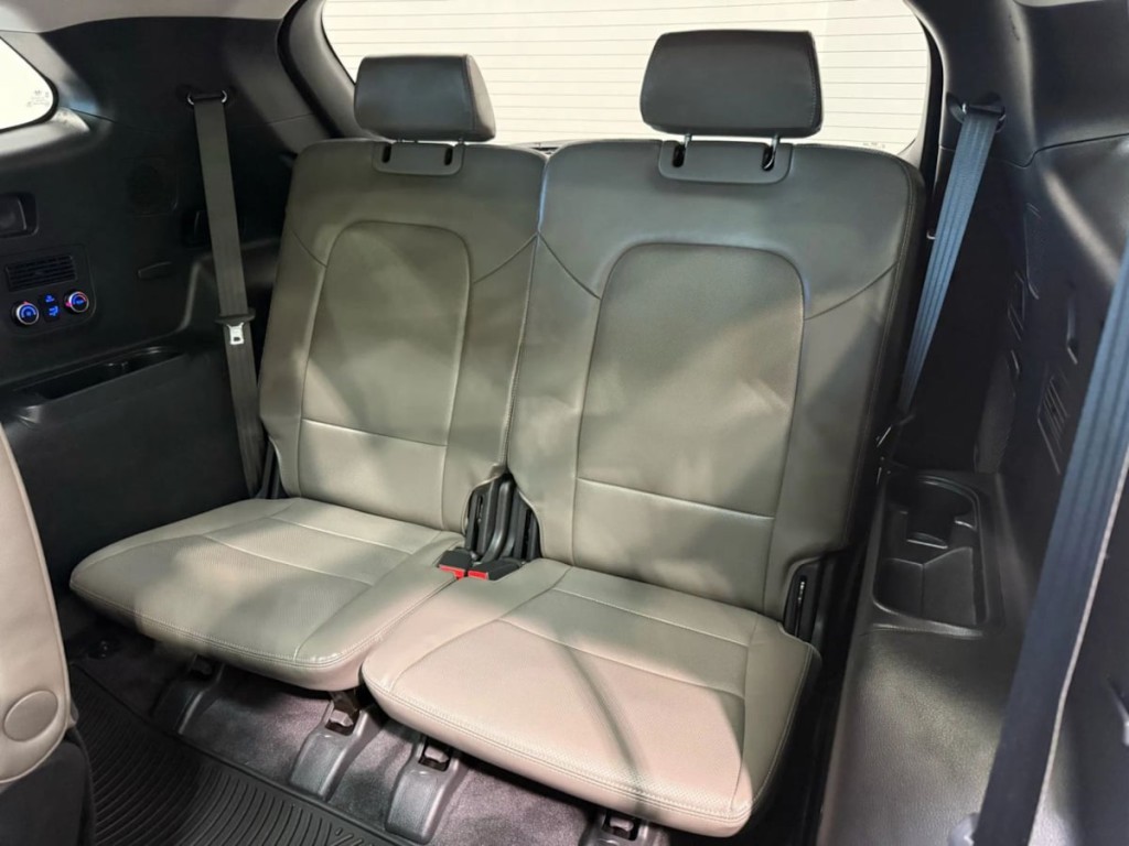 2019 Hyundai Santa Fe Image 28