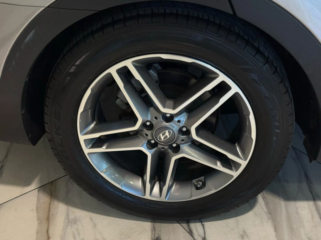 2019 Hyundai Santa Fe Image 35