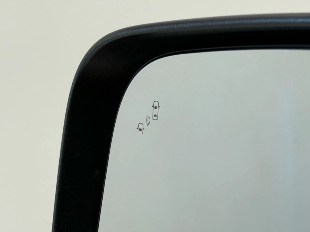 2019 Nissan Titan Image 11